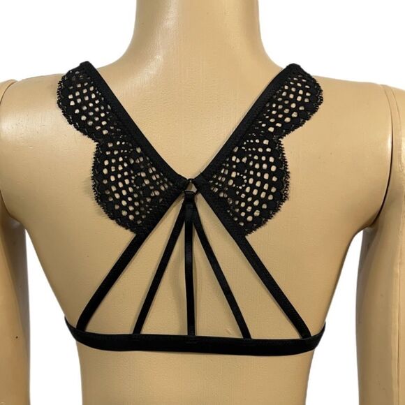 Victorias Secret Sexy Strappy back Padded removable padding bralette bra black M - Picture 1 of 6